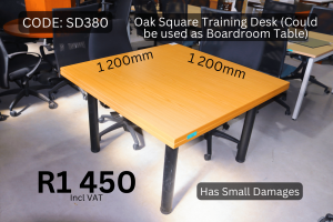 Functional Used training desk supplied by HNA Office Furniture in Gauteng.