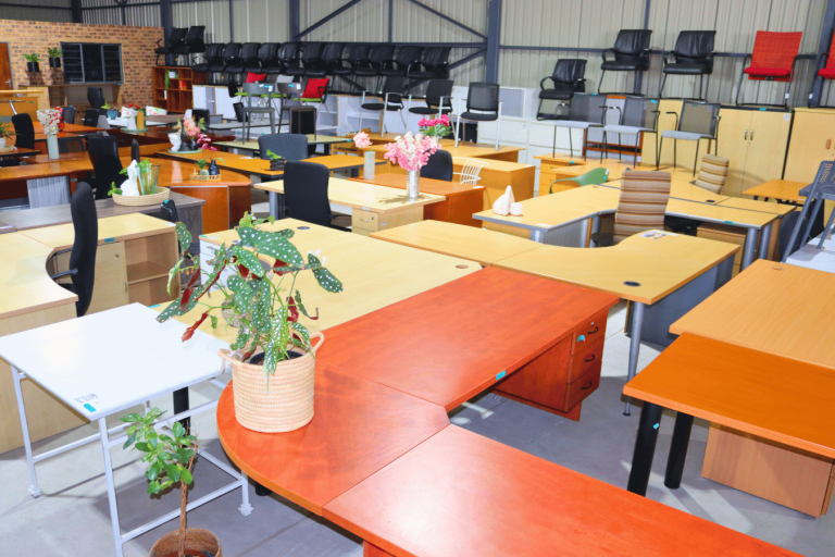 quality-second-hand-desks-from-HNA-office-furniture-in-Gauteng