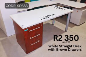 Modern used straight desk supplied by HNA Office Furniture in Germiston, Gauteng.