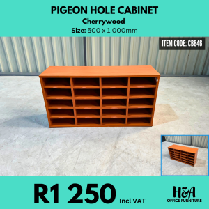 CB846 _ CHERRYWOOD-PIGEON-HOLES
